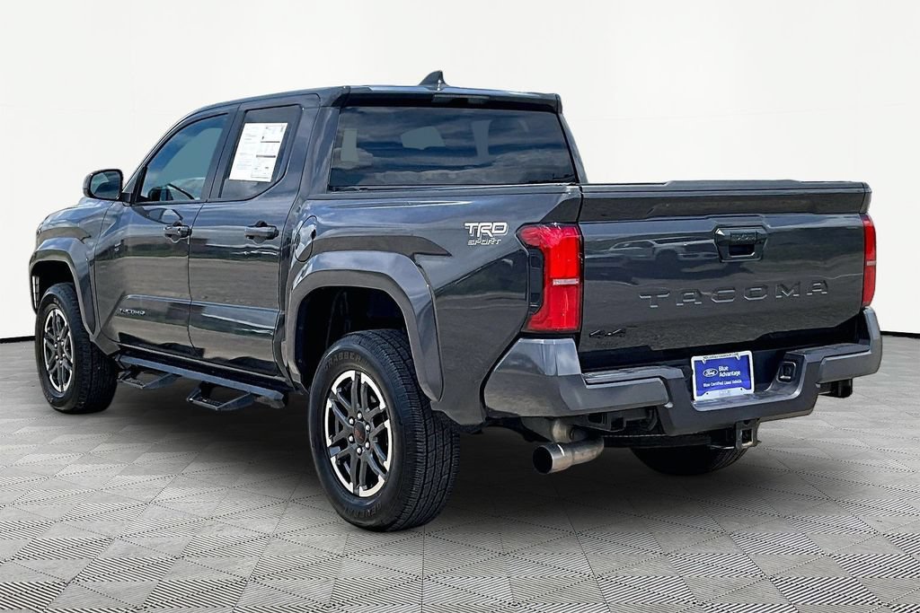 Used 2025 Toyota Tacoma TRD Sport AWD/4WD image 13