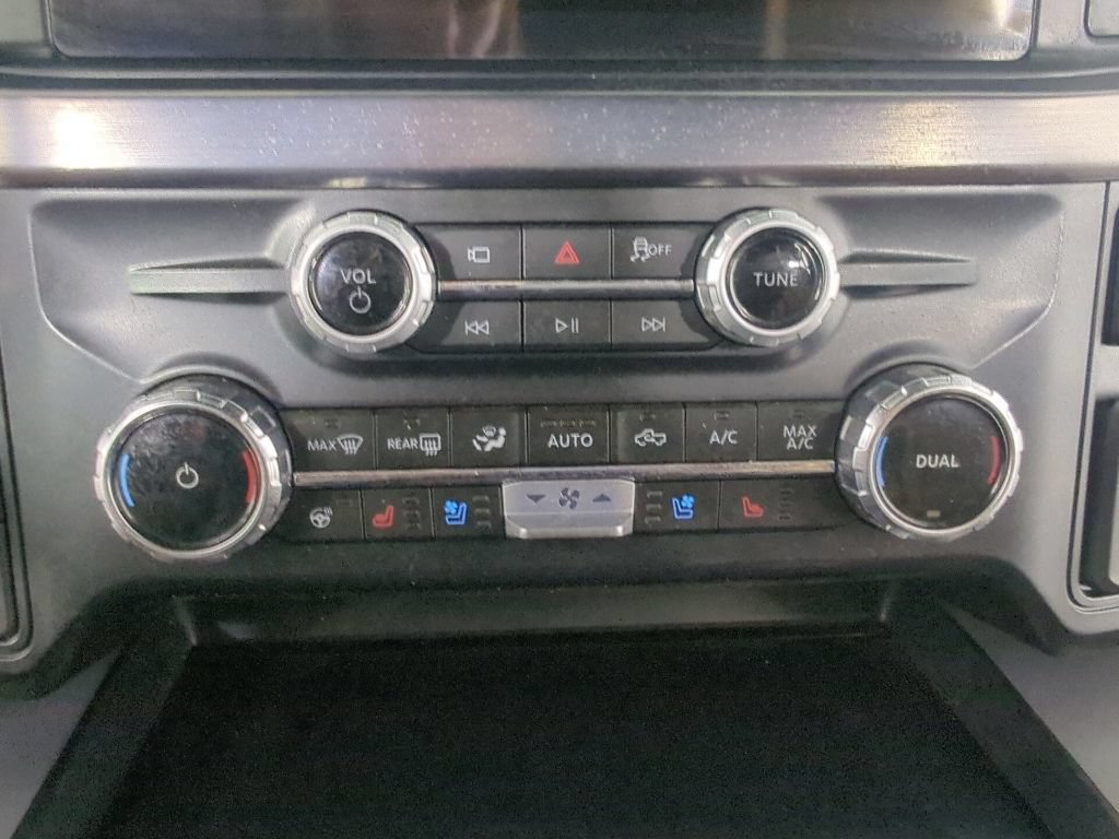 Certified 2025 Ford F450 Lariat w/ Lariat Ultimate Package AWD/4WD image 22