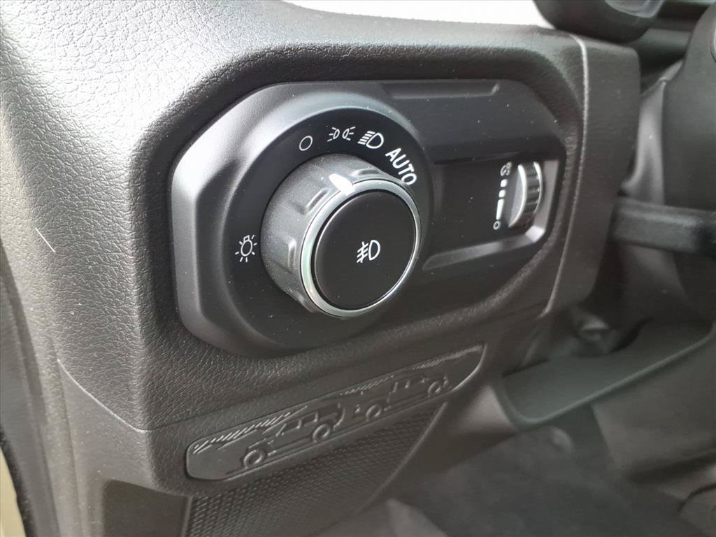 Used 2025 Jeep Wrangler Unlimited Sport AWD/4WD image 13