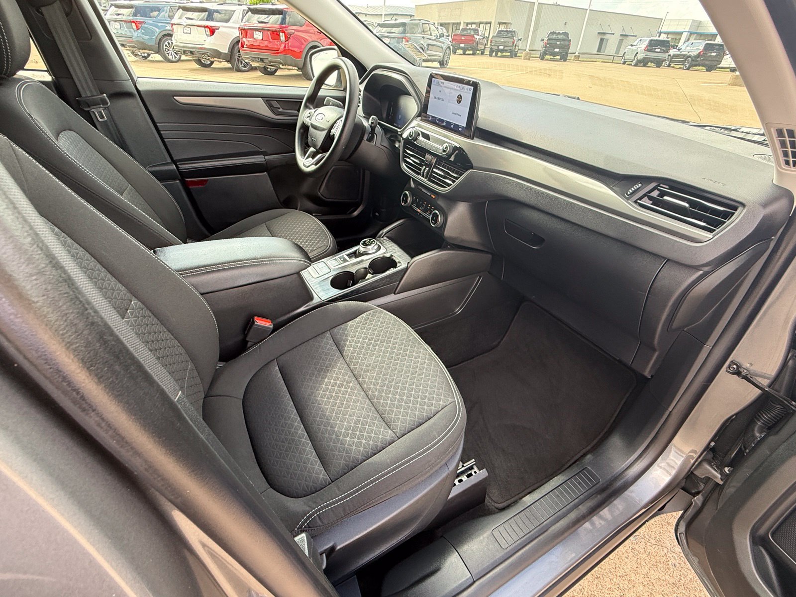 Certified 2025 Ford Escape Active AWD/4WD image 17