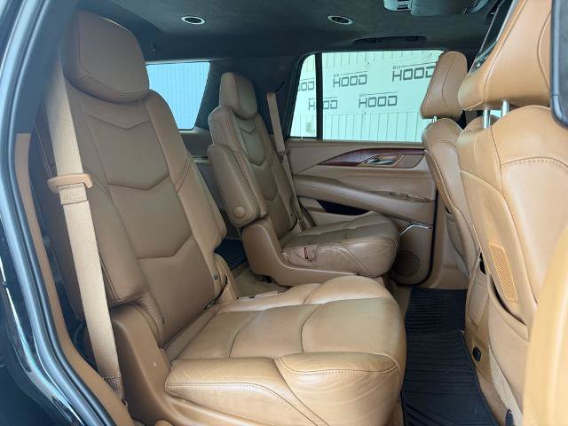 Used 2017 Cadillac Escalade Platinum AWD/4WD image 9