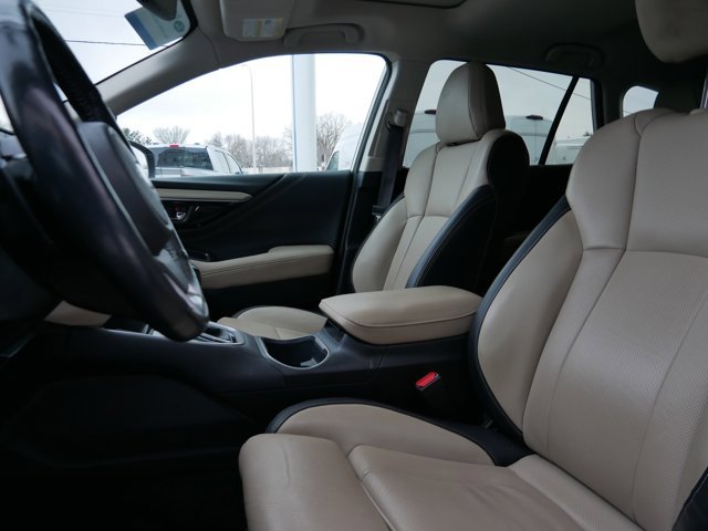 Used 2023 Subaru Outback Limited image 6