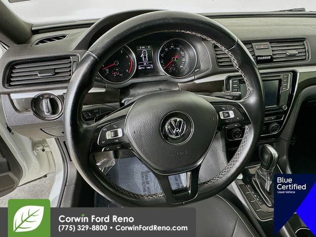 Used 2018 Volkswagen Passat 3.6 FWD image 14