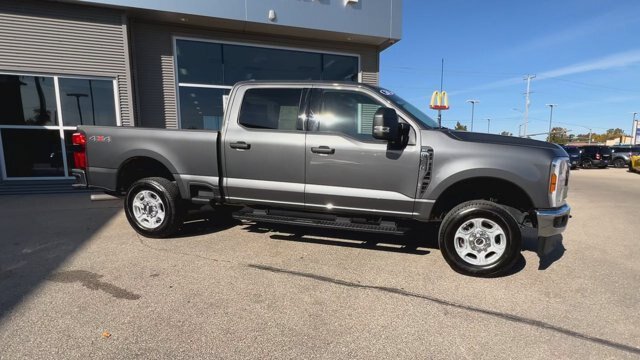 Certified 2026 Ford F250 XLT w/ 360-Degree Camera Package AWD/4WD image 2