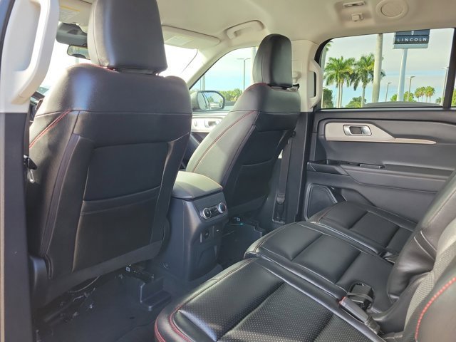 Certified 2025 Ford Explorer Active image 14