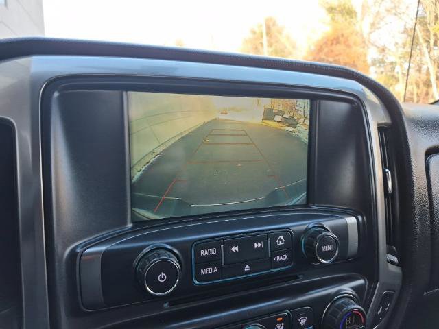 Used 2018 Chevrolet Silverado 1500 LT w/ All Star Edition image 29