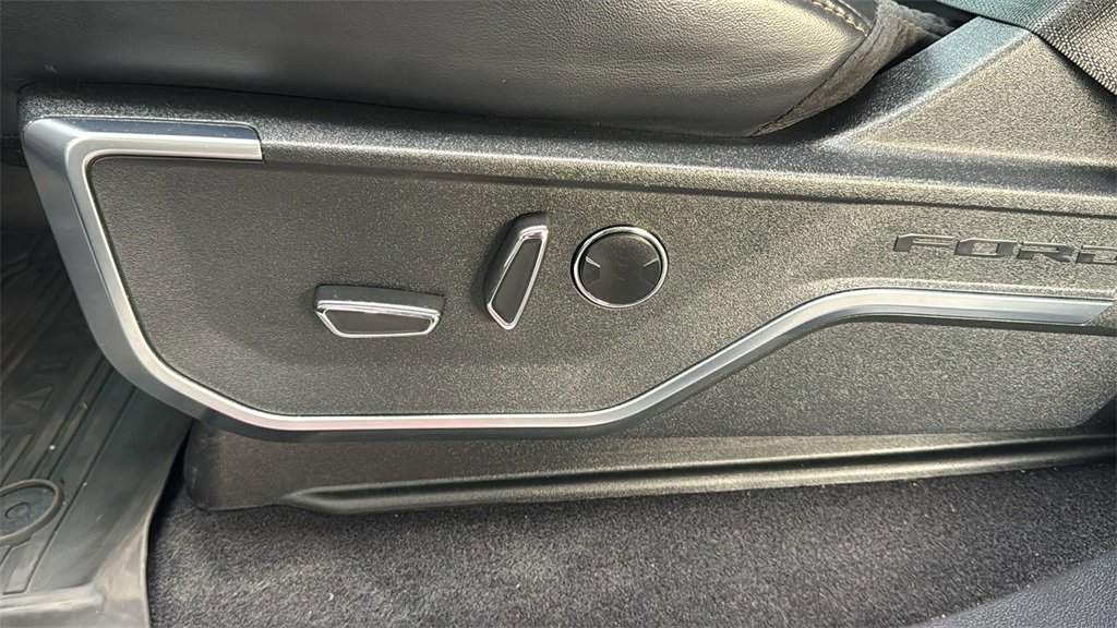 Certified 2023 Ford F150 Raptor w/ Raptor Carbon Fiber Package image 20