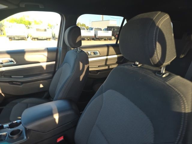 Certified 2017 Ford Explorer XLT w/ Equipment Group 201A image 8
