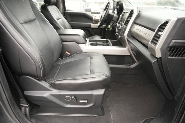 Certified 2019 Ford F250 Lariat w/ Lariat Value Package image 18