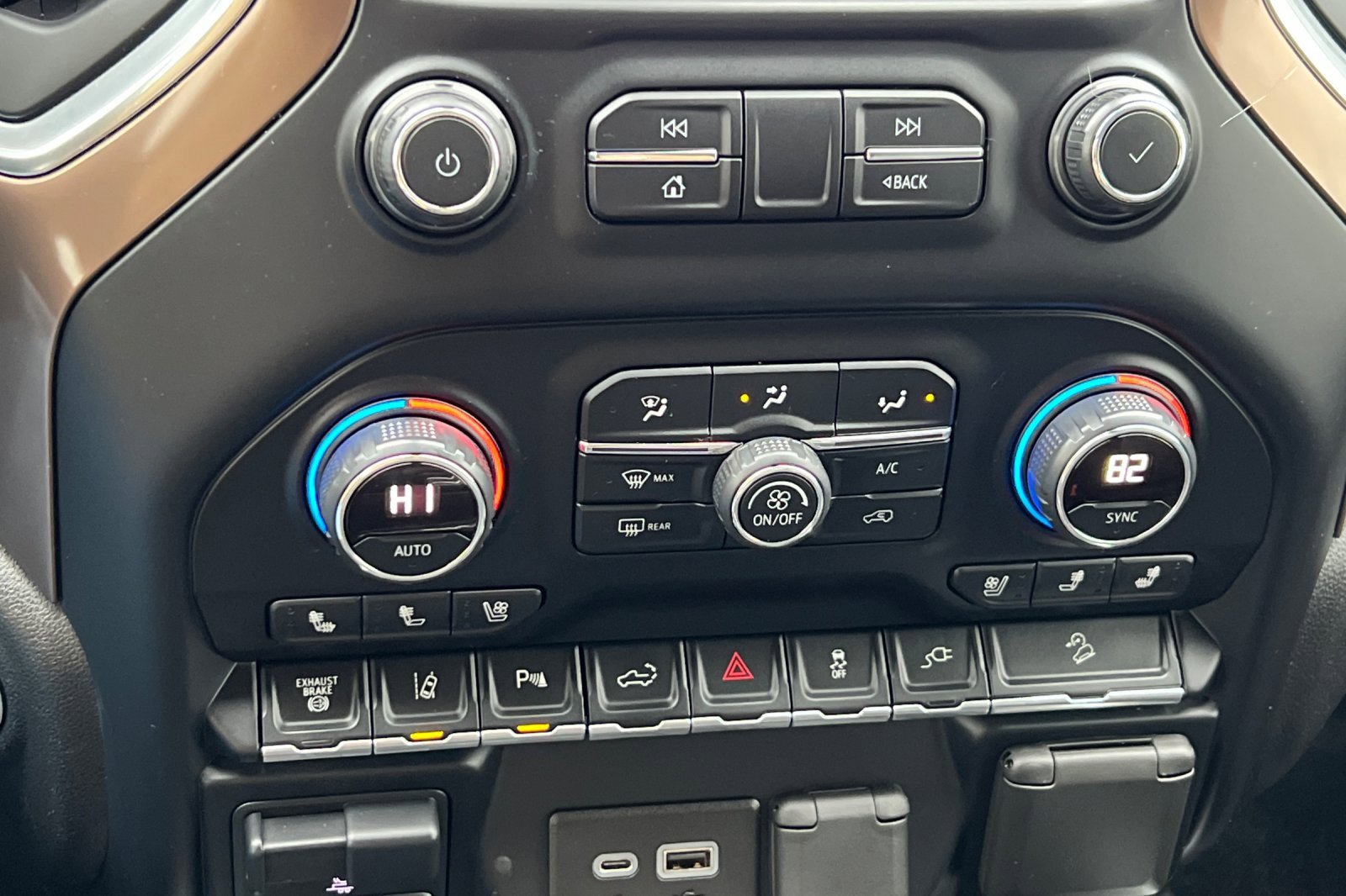 Used 2020 Chevrolet Silverado 2500 High Country w/ Z71 Off-Road Package image 21