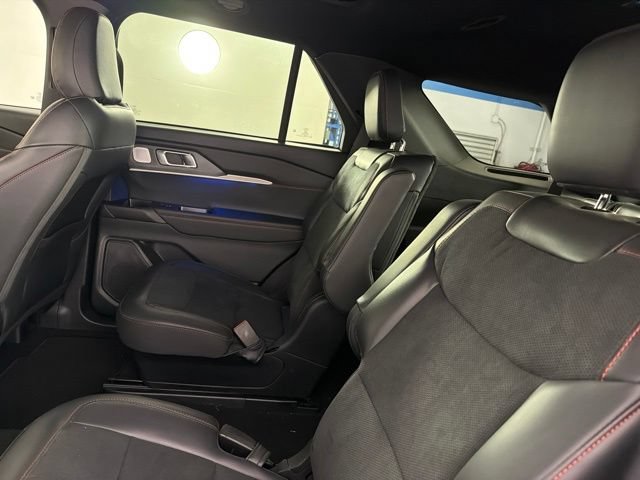 Certified 2025 Ford Explorer ST w/ Sun And Sound Package AWD/4WD image 13