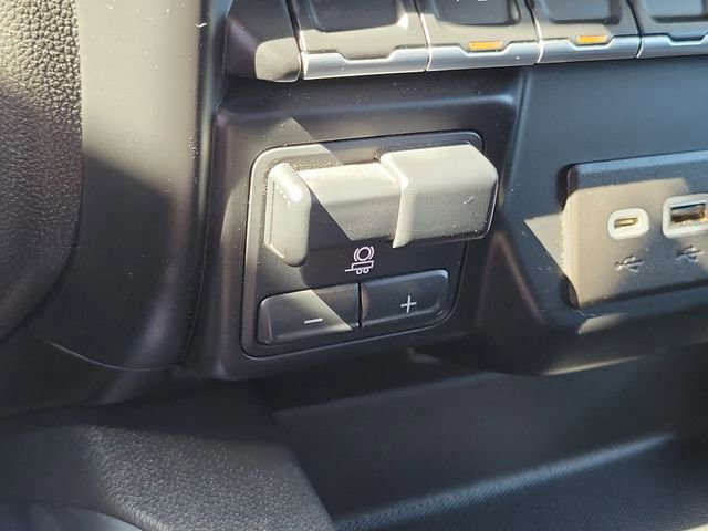 Used 2021 Chevrolet Silverado 1500 LT Trail Boss w/ Convenience Package II image 19