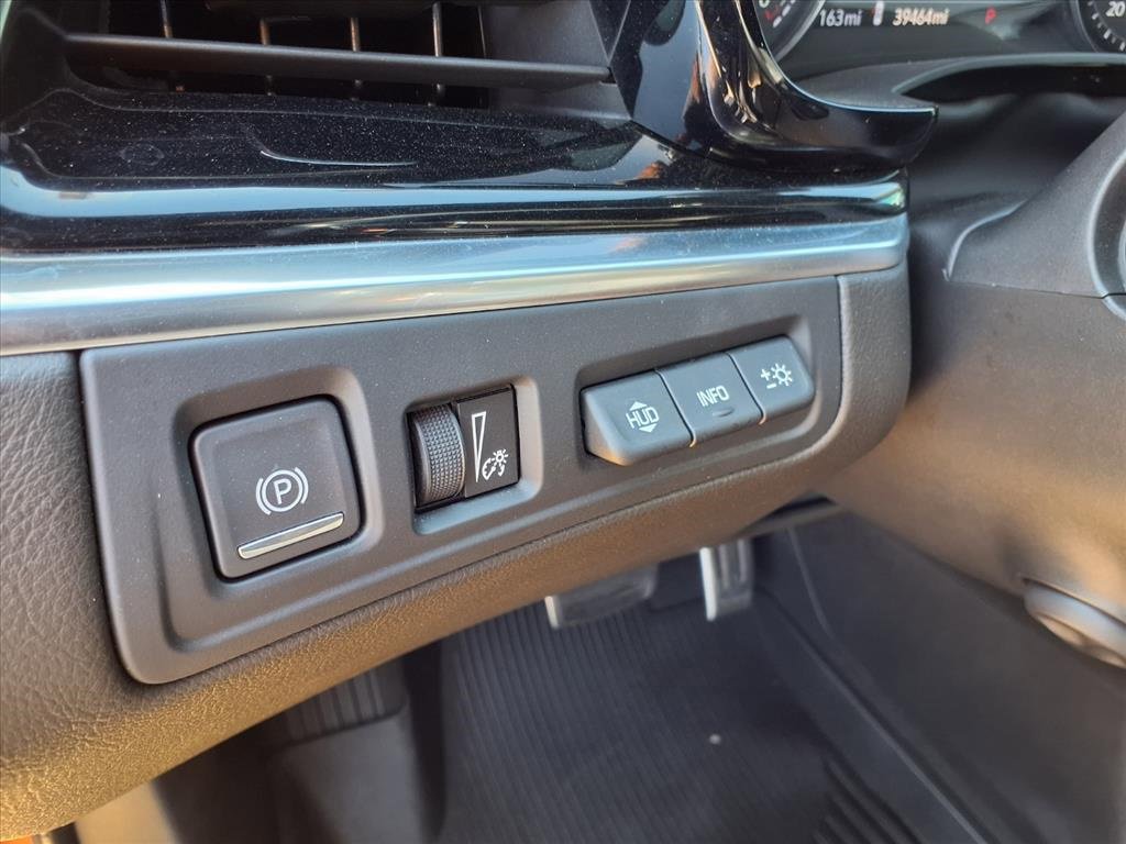 Used 2022 Cadillac XT6 Sport w/ Platinum Package image 14