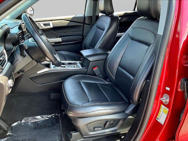 Certified 2023 Ford Explorer XLT w/ Equipment Group 202A AWD/4WD image 21