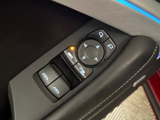 Used 2018 Chevrolet Camaro SS RWD image 18