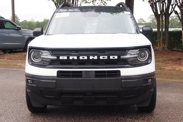 Certified 2023 Ford Bronco Sport Outer Banks w/ Tech Package AWD/4WD image 2