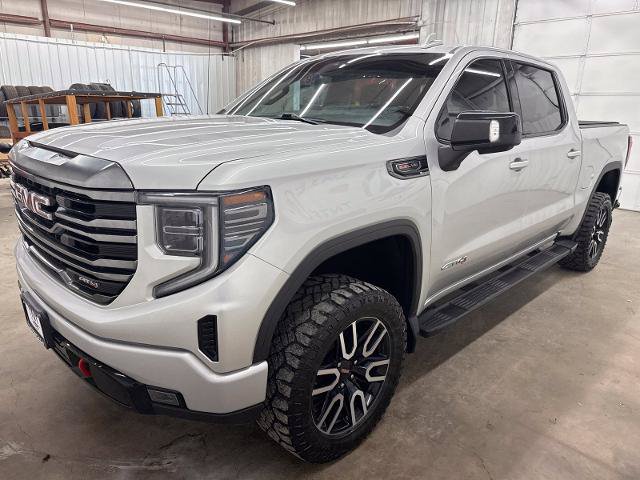 Used 2022 GMC Sierra 1500 AT4 AWD/4WD image 4