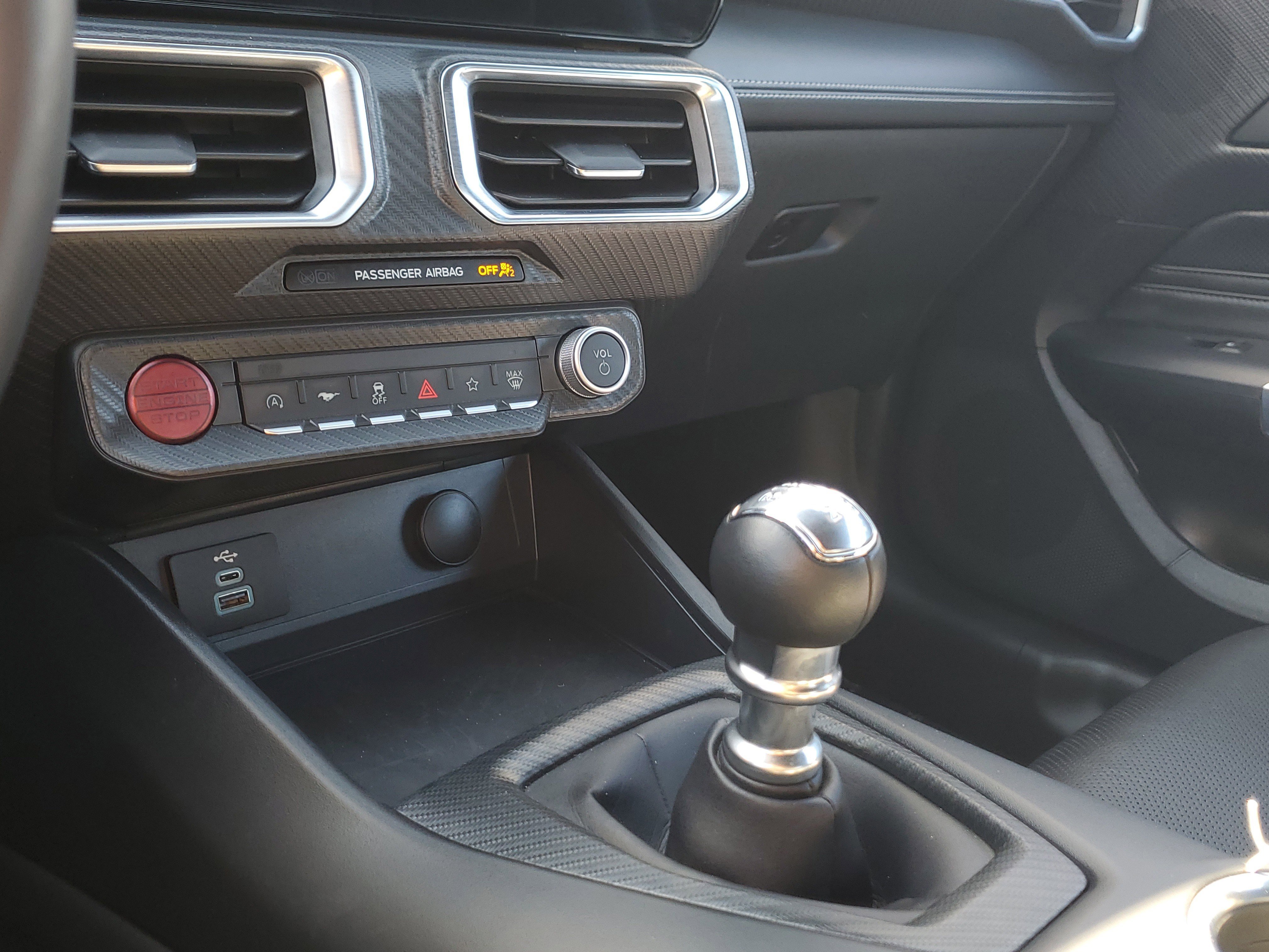 Certified 2025 Ford Mustang GT Premium image 27