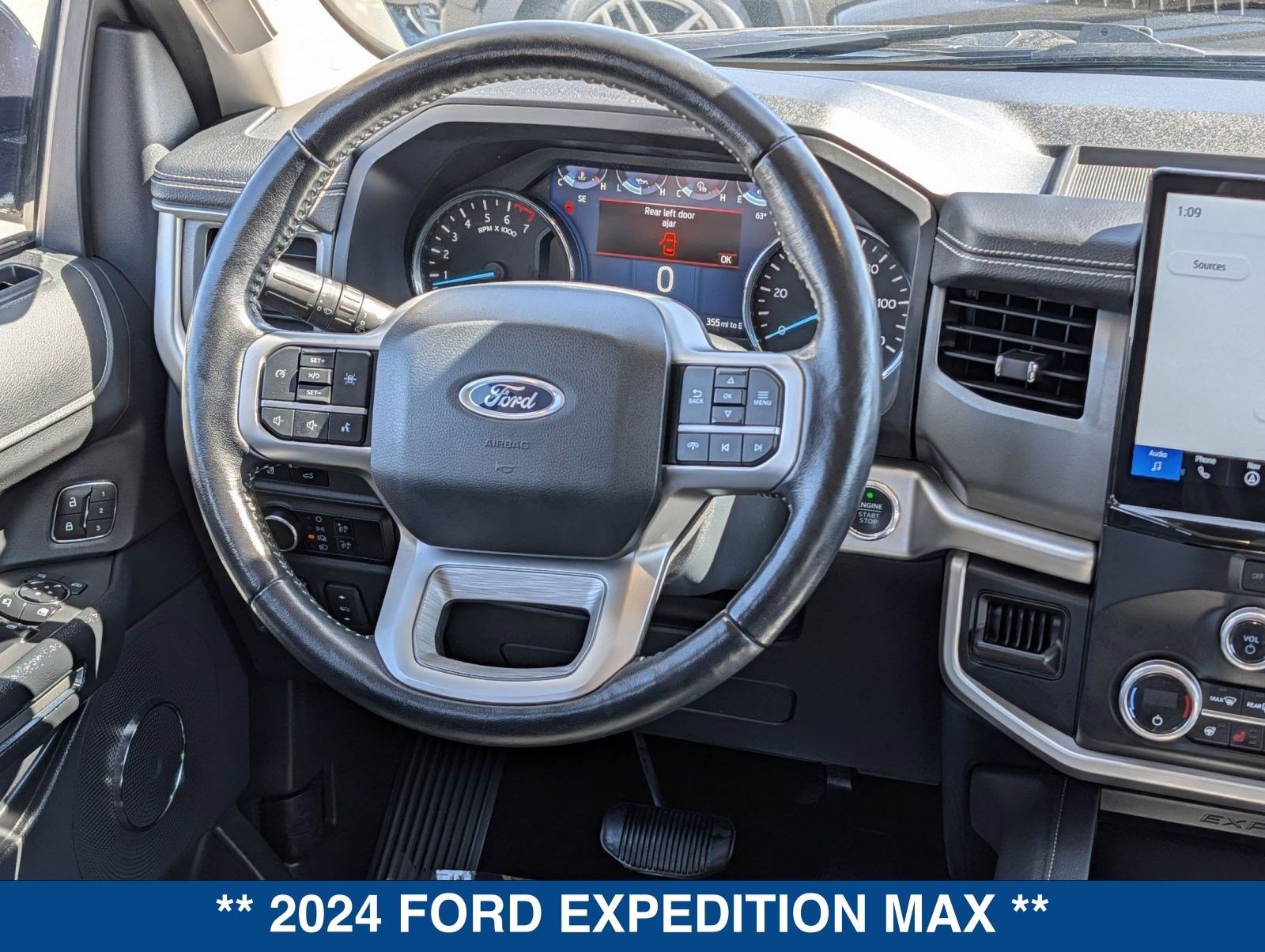 Certified 2024 Ford Expedition Max XLT image 16
