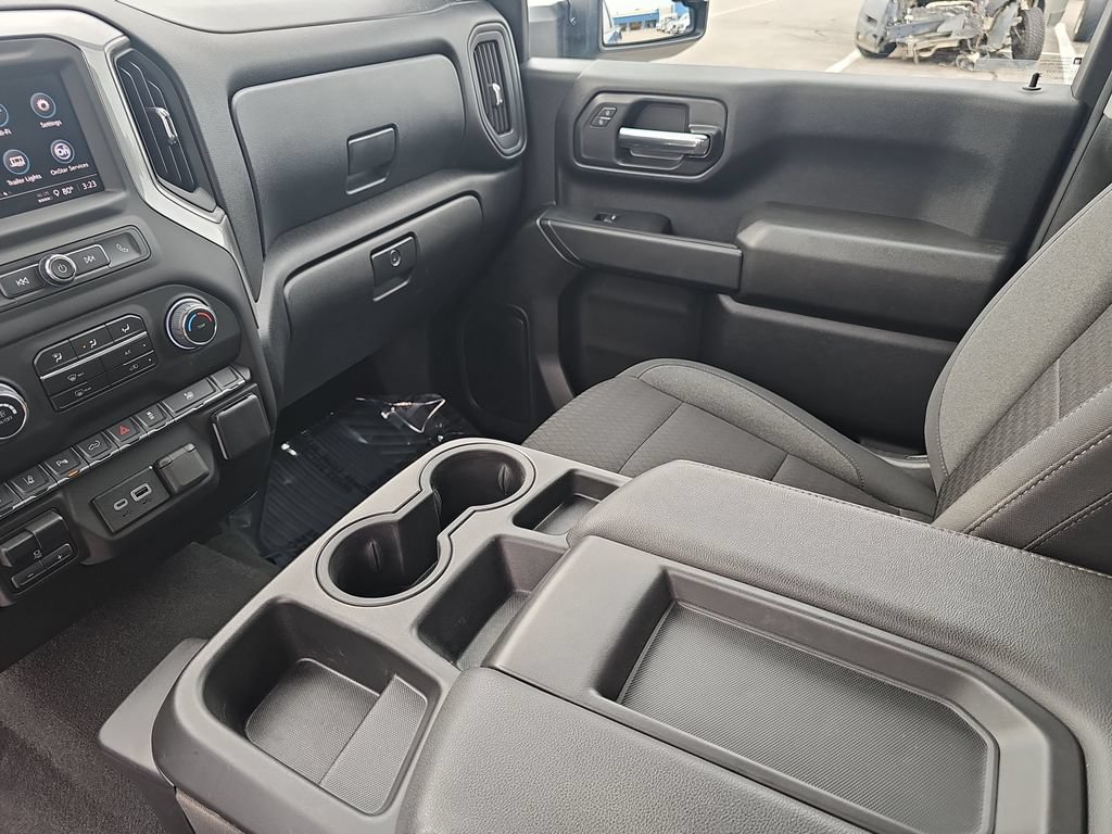 Used 2025 Chevrolet Silverado 2500 Custom w/ Custom Value Package AWD/4WD image 23