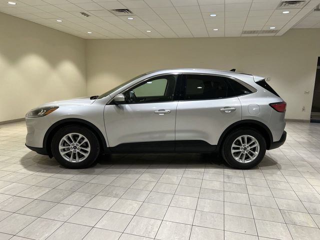 Certified 2020 Ford Escape SE FWD image 2