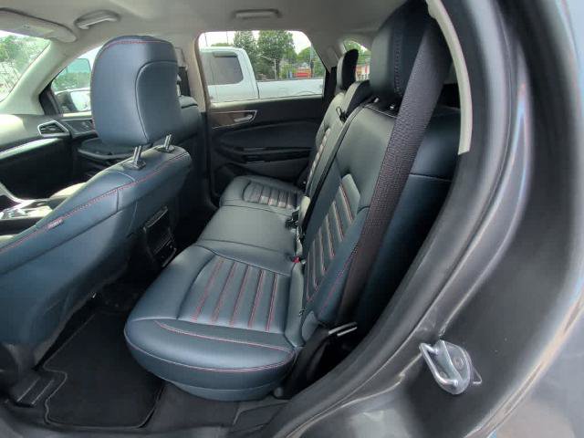 Certified 2022 Ford Edge SEL w/ Sport Appearance Package AWD/4WD image 11