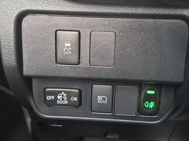 Used 2022 Toyota Tacoma SR w/ SR Convenience Package RWD image 12