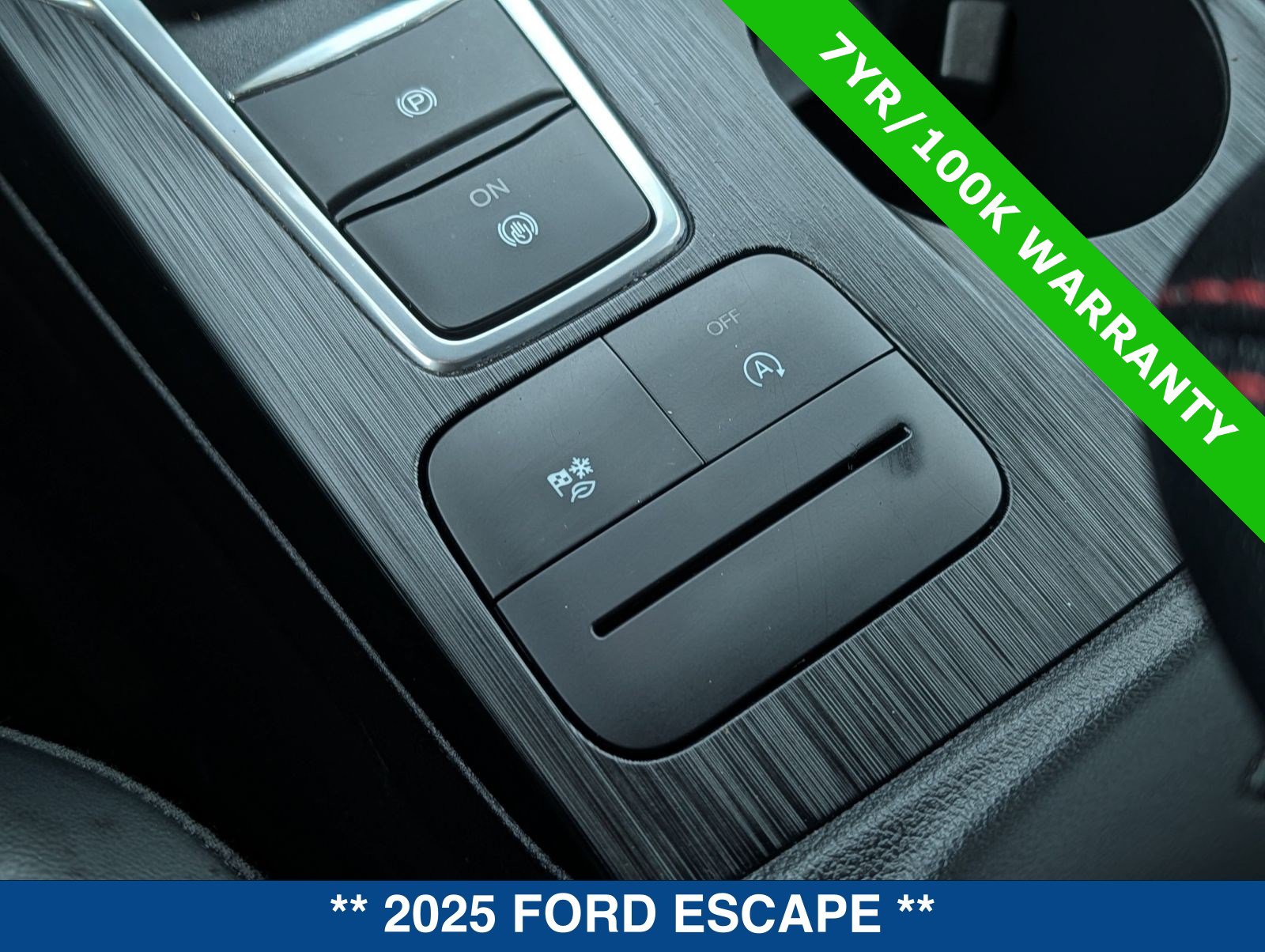 Certified 2025 Ford Escape ST-Line FWD image 30