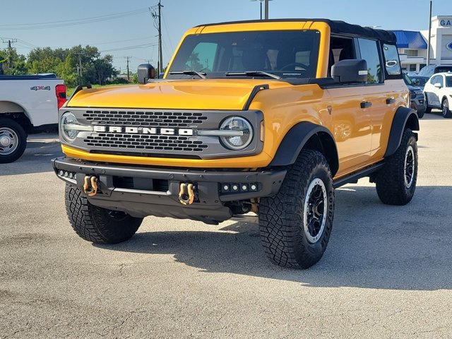 Certified 2022 Ford Bronco Badlands AWD/4WD image 3