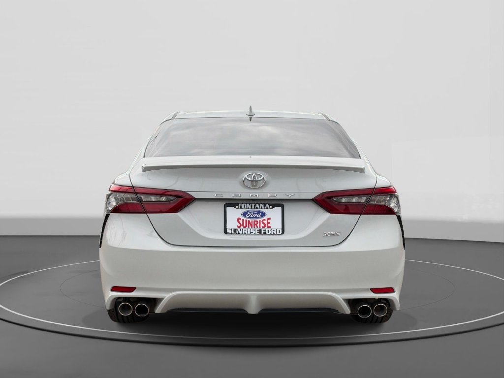 Used 2022 Toyota Camry XSE FWD image 6