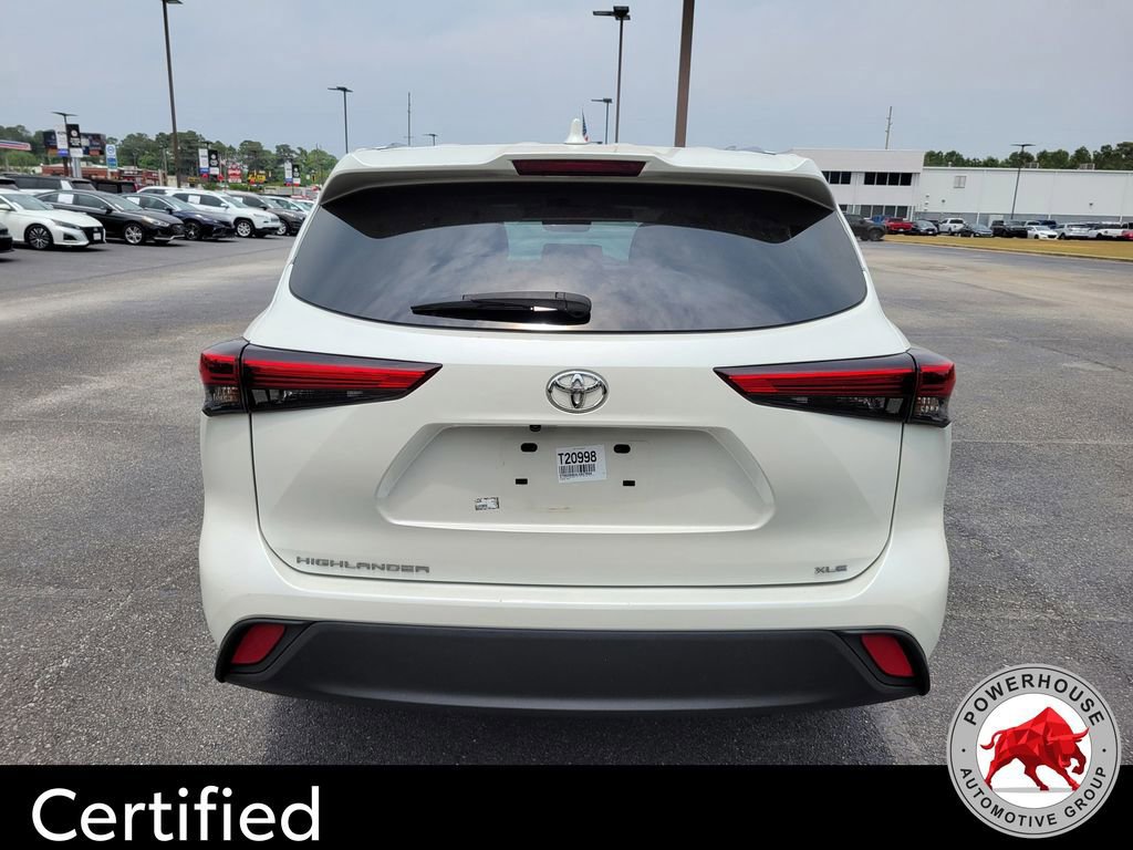 Used 2020 Toyota Highlander XLE FWD image 4