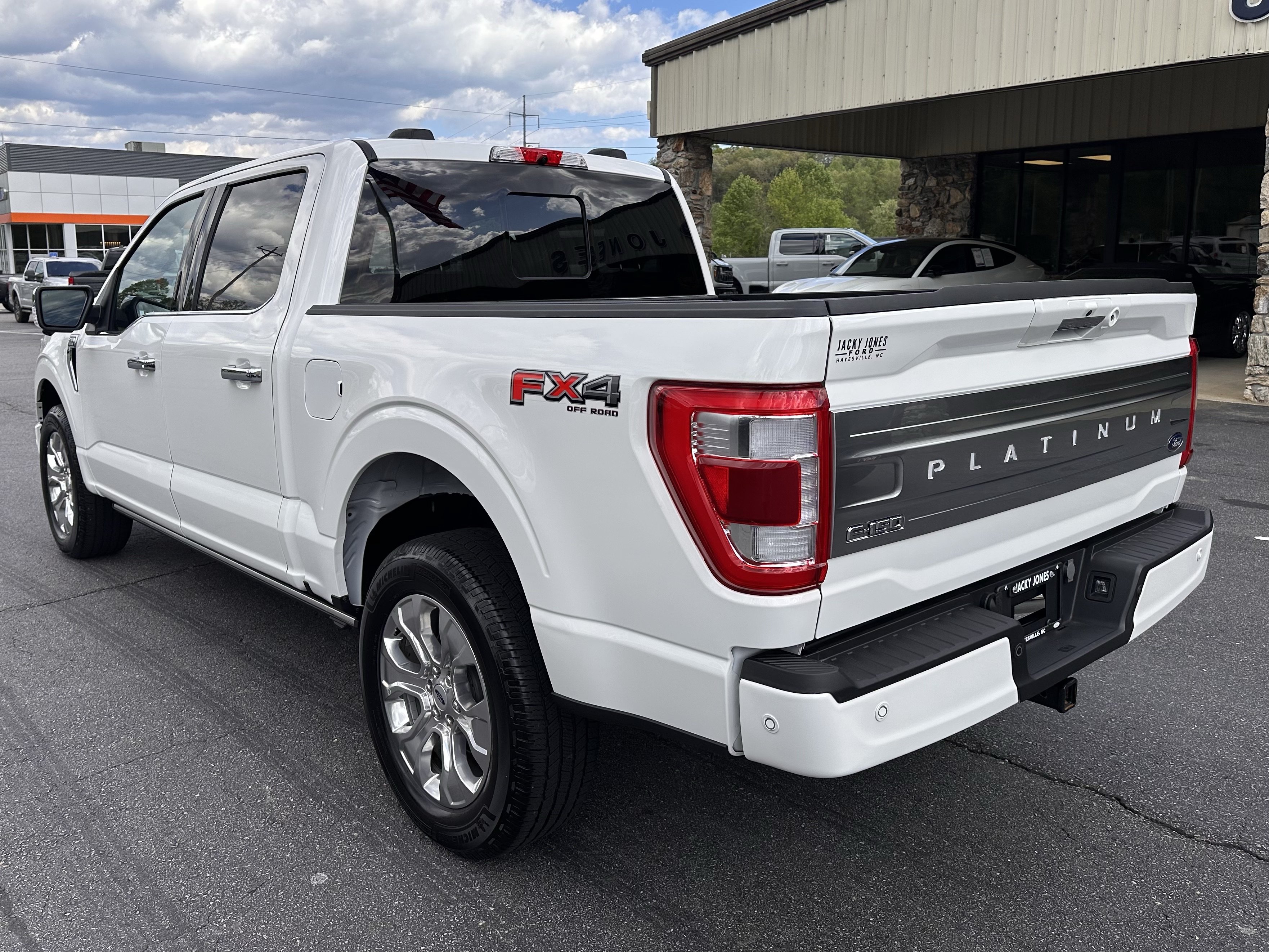 Certified 2023 Ford F150 Platinum w/ Equipment Group 701A High AWD/4WD image 8