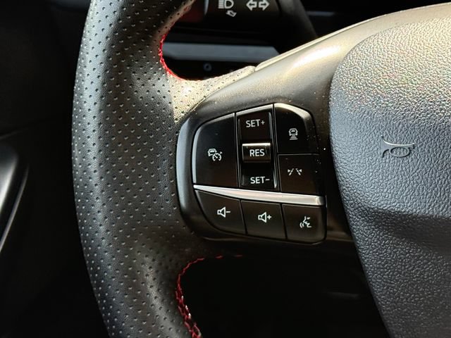 Certified 2024 Ford Escape ST-Line w/ Tech Pack #1 FWD image 29