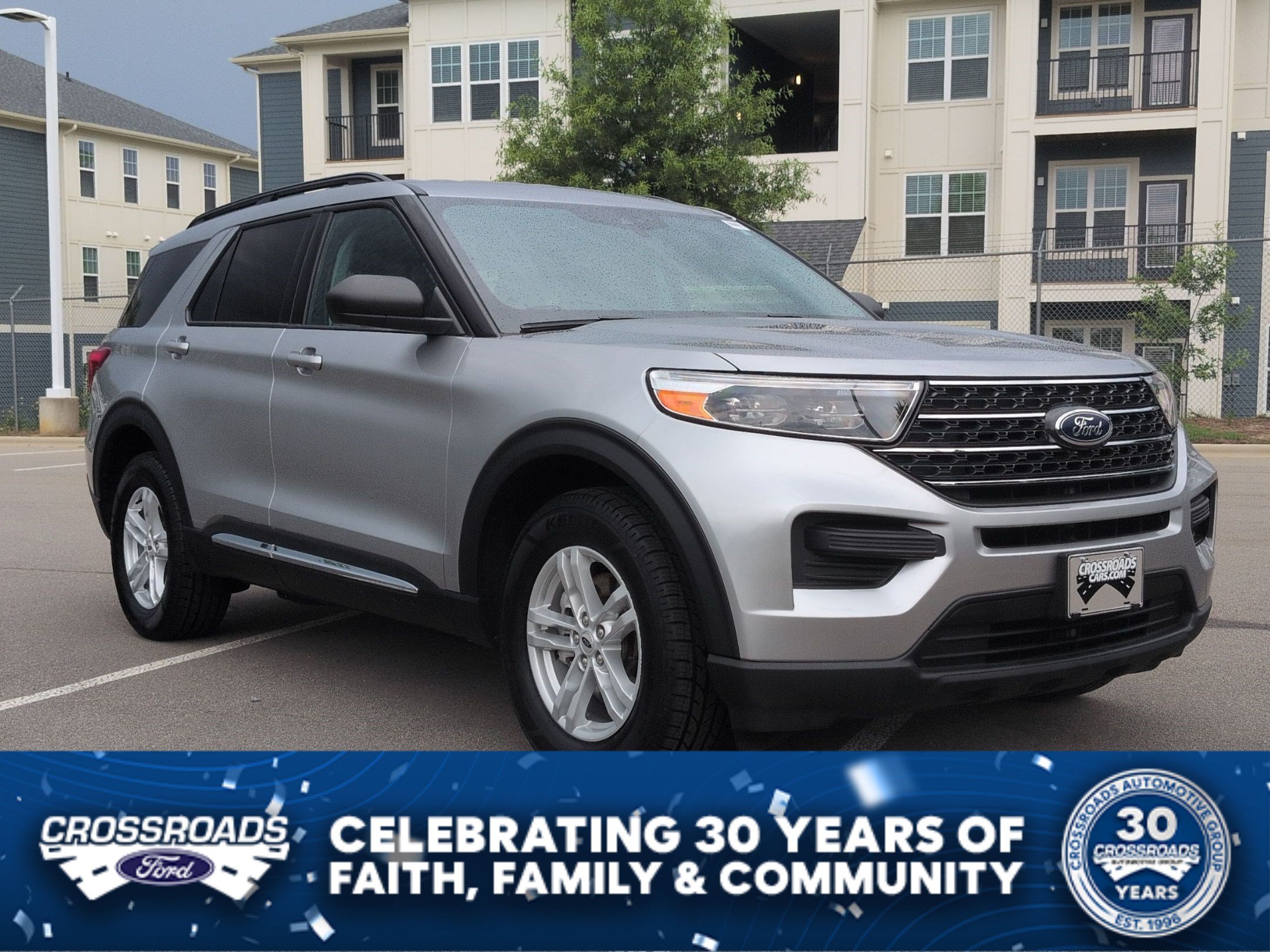 Certified 2024 Ford Explorer XLT AWD/4WD image 1