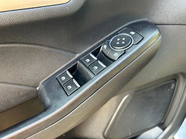 Certified 2022 Ford Escape SE image 19