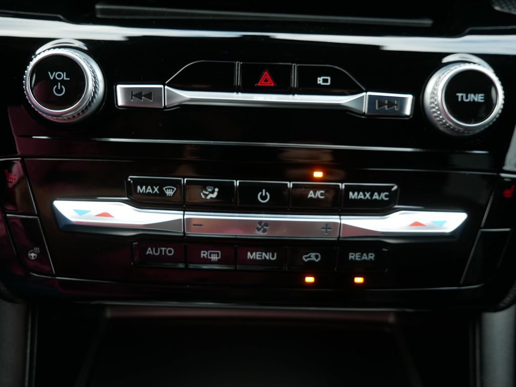 Certified 2023 Ford Explorer ST-Line AWD/4WD image 22