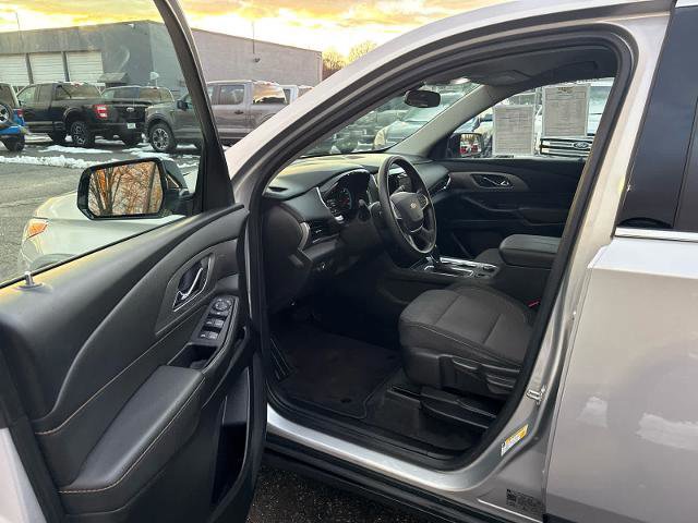 Used 2020 Chevrolet Traverse LS image 6