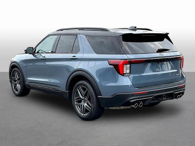Certified 2025 Ford Explorer ST AWD/4WD image 5