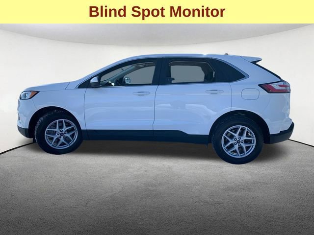 Certified 2022 Ford Edge SEL w/ Convenience Package image 2