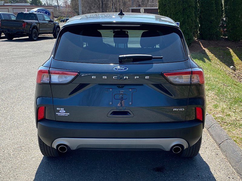 Certified 2022 Ford Escape SE AWD/4WD image 4