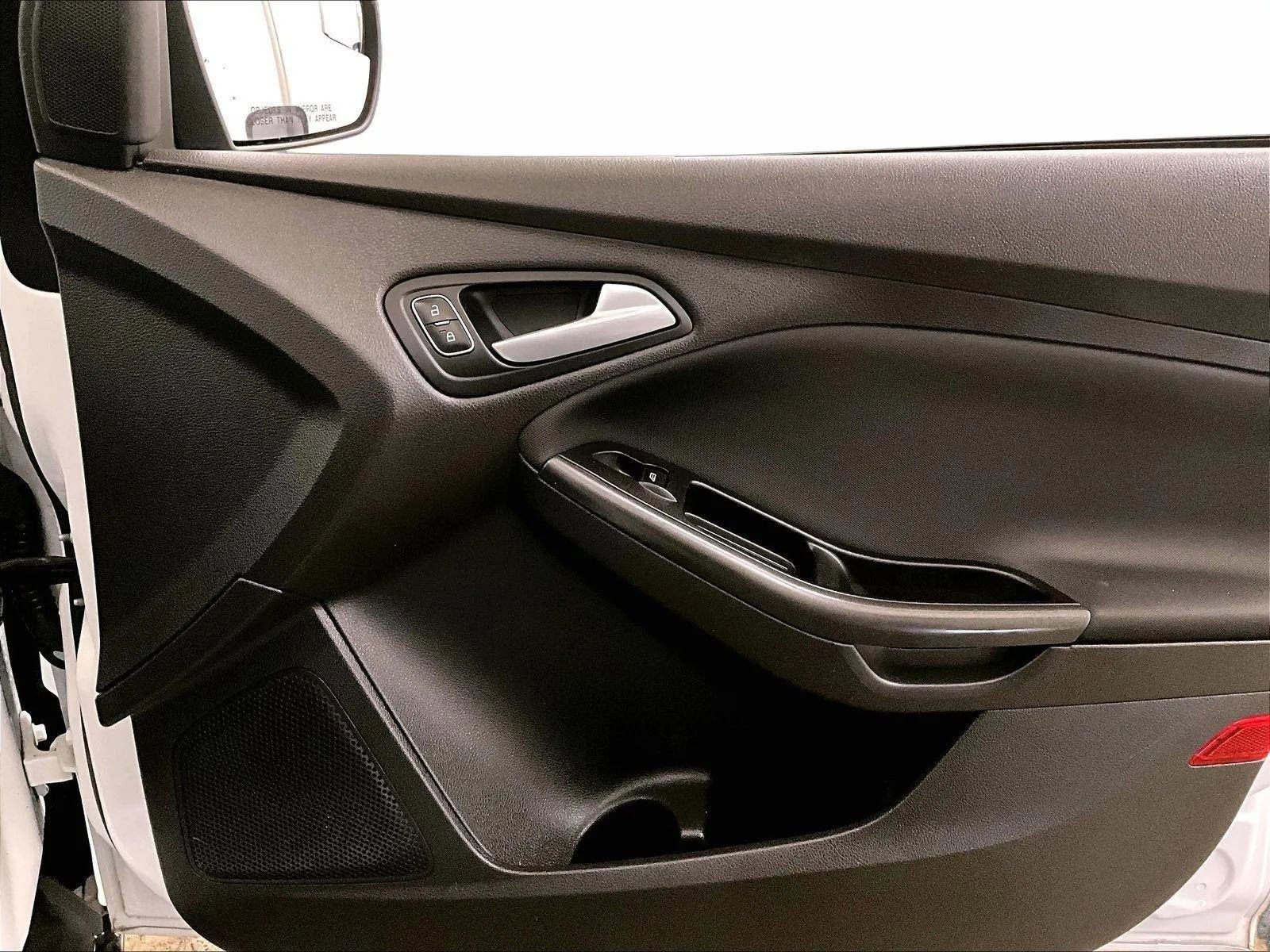 Certified 2018 Ford Focus SEL FWD image 23