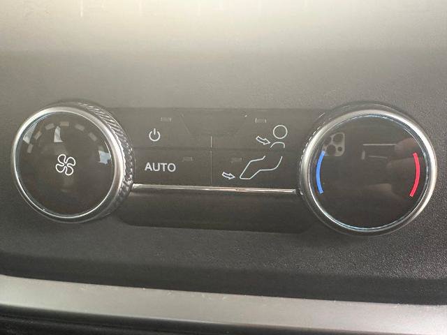 Certified 2025 Ford Expedition Active AWD/4WD image 13