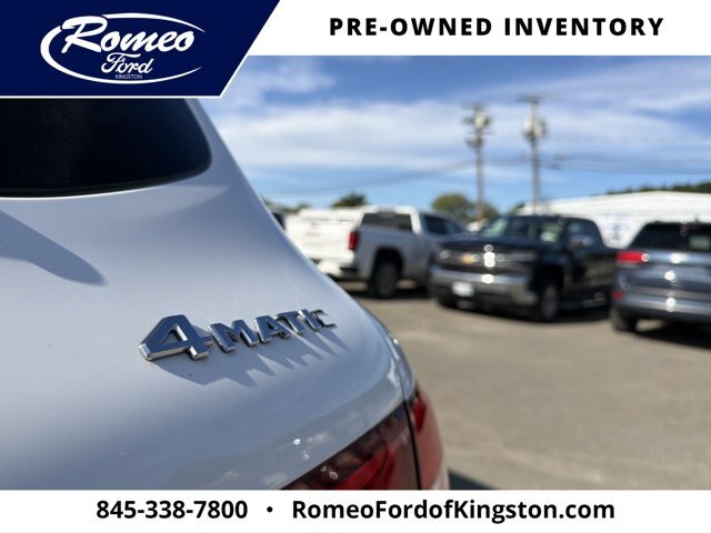 Used 2018 Mercedes-Benz GLC 300 4MATIC image 32
