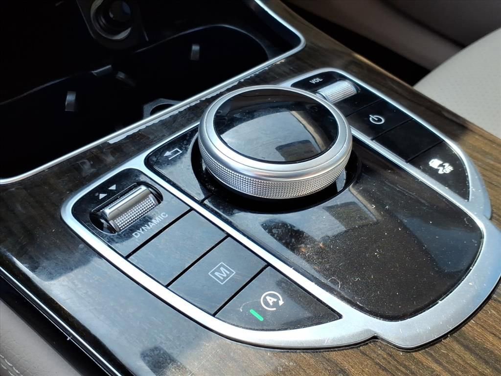 Used 2019 Mercedes-Benz GLC 300 4MATIC image 20