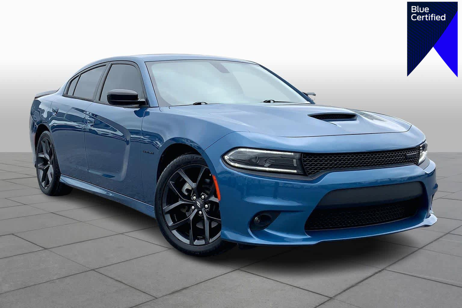 Used 2022 Dodge Charger R/T w/ Blacktop Package image 1