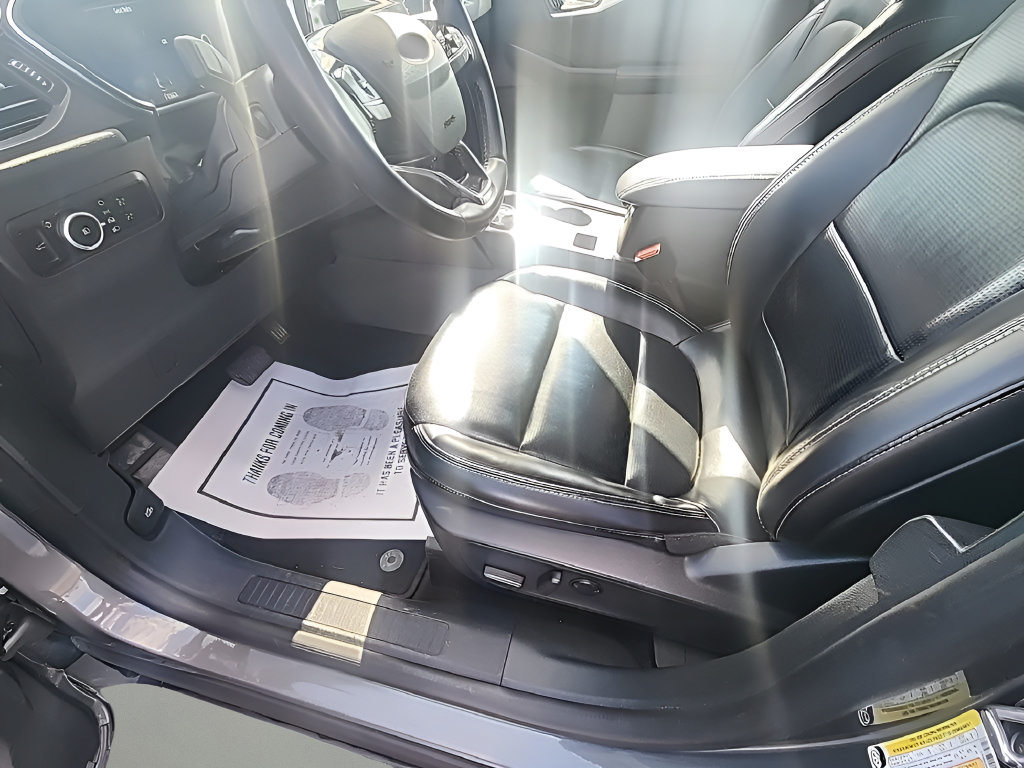 Certified 2024 Ford Escape Platinum AWD/4WD image 24