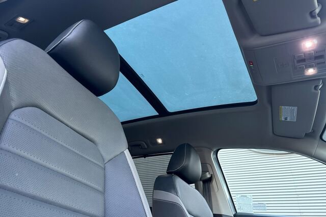 Used 2021 Volkswagen Atlas SEL Premium AWD/4WD image 15