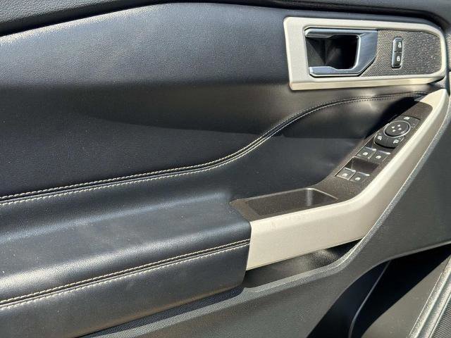 Certified 2022 Ford Explorer XLT w/ Equipment Group 202A image 20