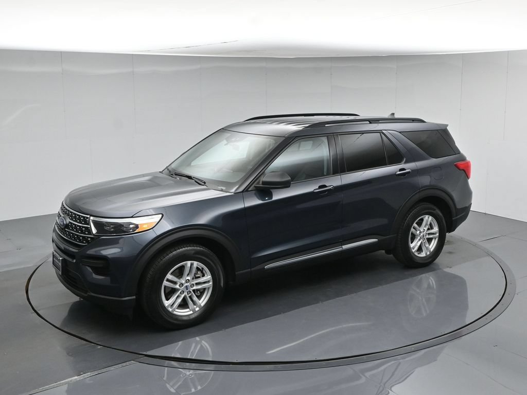 Certified 2023 Ford Explorer XLT RWD image 41