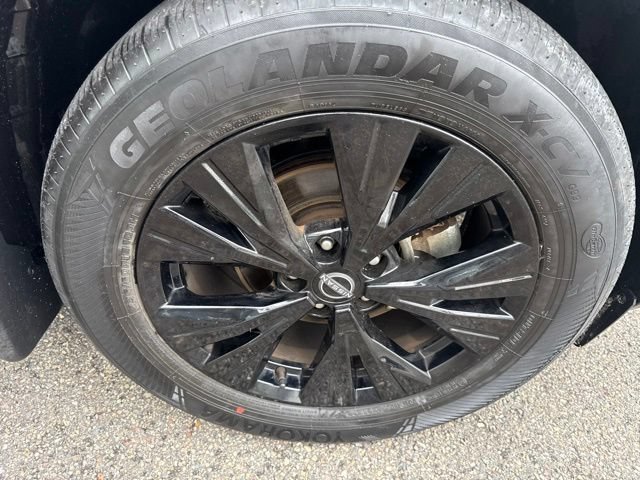 Used 2023 Nissan Rogue SV w/ SV Premium B Package AWD/4WD image 13